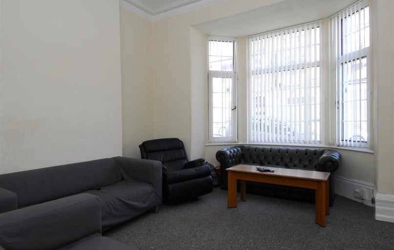 12 Addison Road, North Hill, Plymouth - Image 1